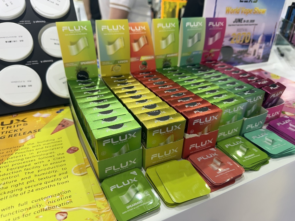 La exposición global de cigarrillos electrónicos en Dubai muestra nuevos productos y tendencias.