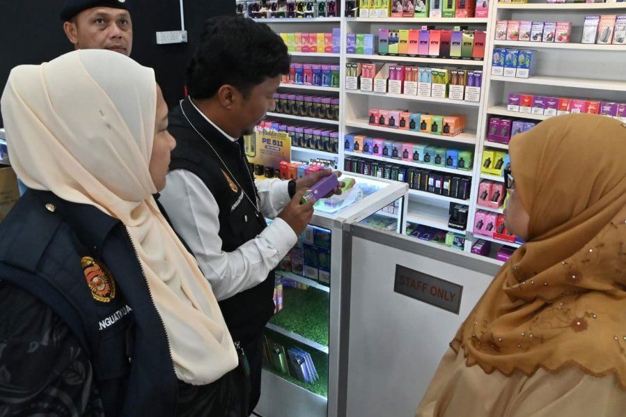 Malaysia's Negeri Sembilan Launches 'Save the Lungs' Campaign, Imposes Heavy Fines on Illegal E-Cigarette Sellers