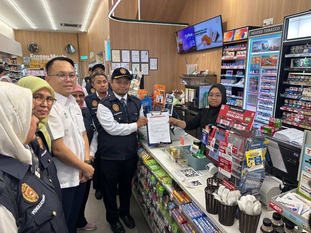 Penang, Malaysia, pushes forward with anti-smoking bill; 2,647 fines issued as of August