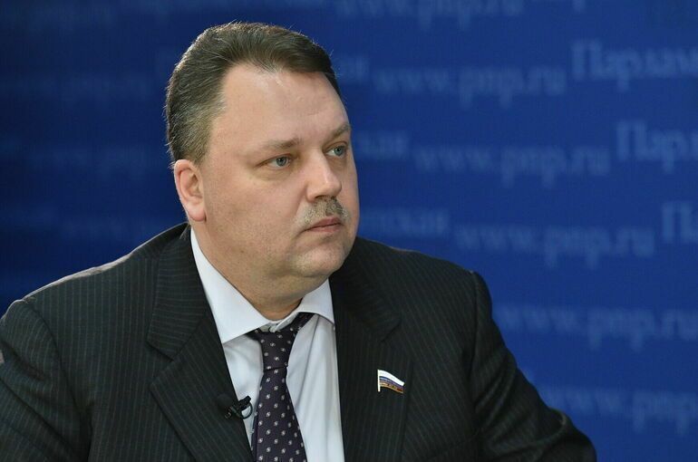 Russian lawmaker warns against premature implementation of warning images on heated tobacco packaging, citing ongoing EAEU regulations discussions
