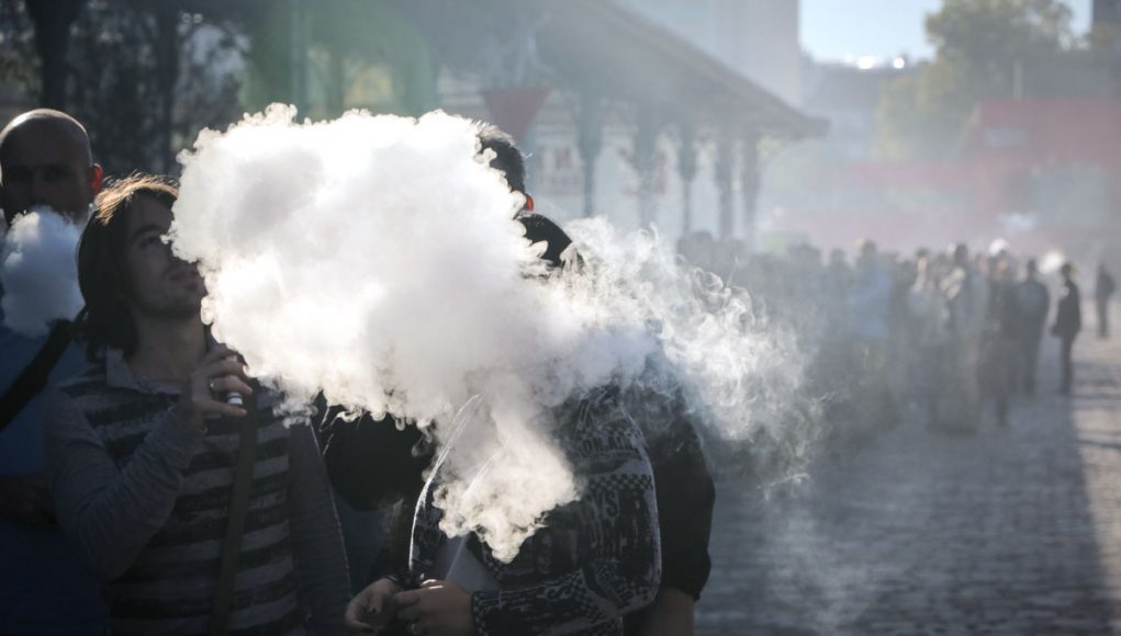 US E-cigarette Industry Sues North Carolina Over FDA Authorization Law, Claims State Overreach in Federal Regulation