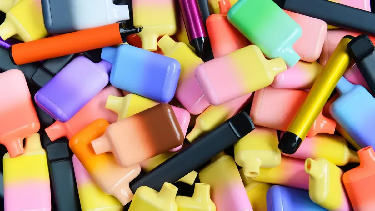 Philippines Customs Seizes $140,000 Worth of Smuggled Vapes, Recipient Arrested