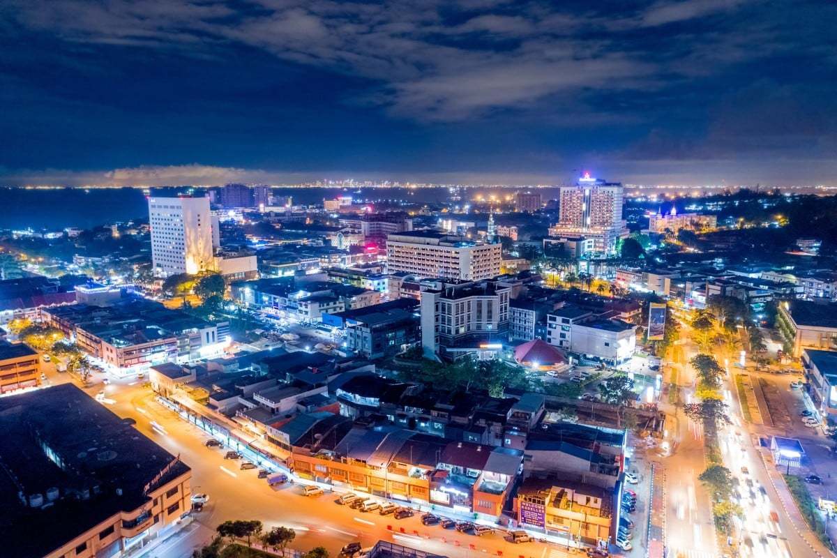 Singapore's Crackdown on E-cigarettes May Benefit, Batam Island: Local Tourism Board Says It Could Become an Alternative Destination for Singaporeans