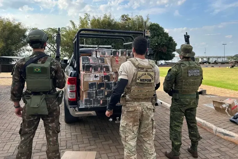 A joint operation by multiple departments in Brazil seized 20 boxes of illegal e-cigarettes worth about $90,000