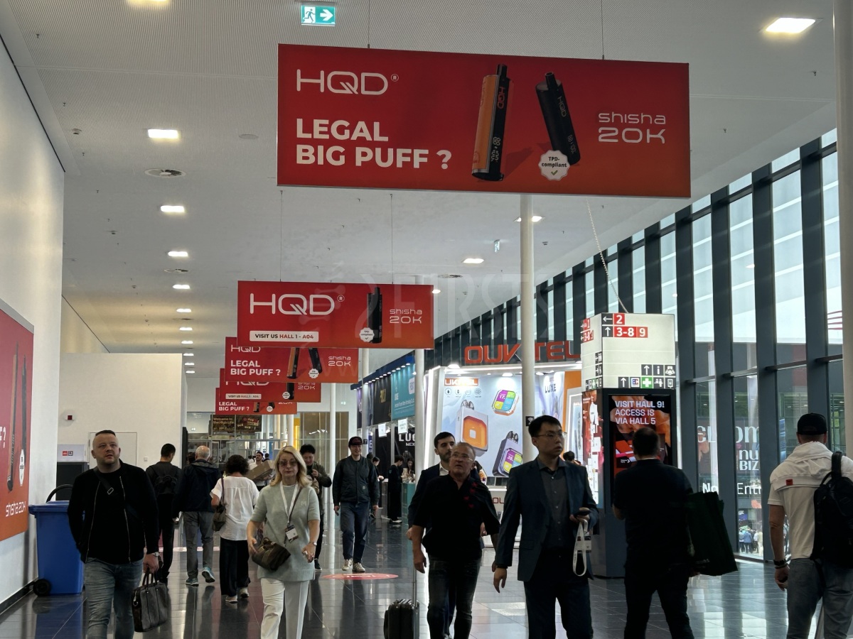 德展图集｜HQD、SKE 、REJO 等抢占户外核心广告位 尼古丁袋品牌投放最密集