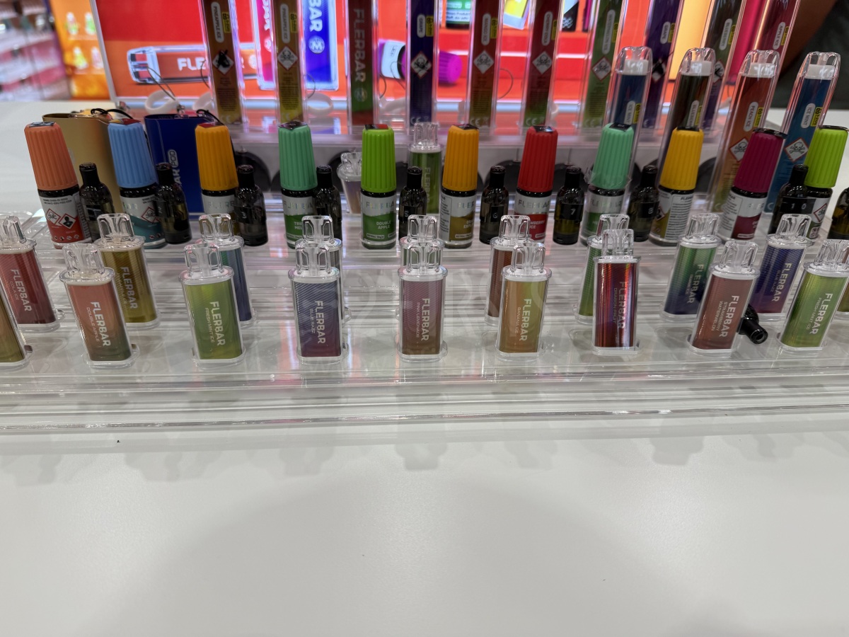 InterTabac 2025 Insights|Brands like NYSM and KIWI are promoting small-sized e-cigarettes, none of which feature screens