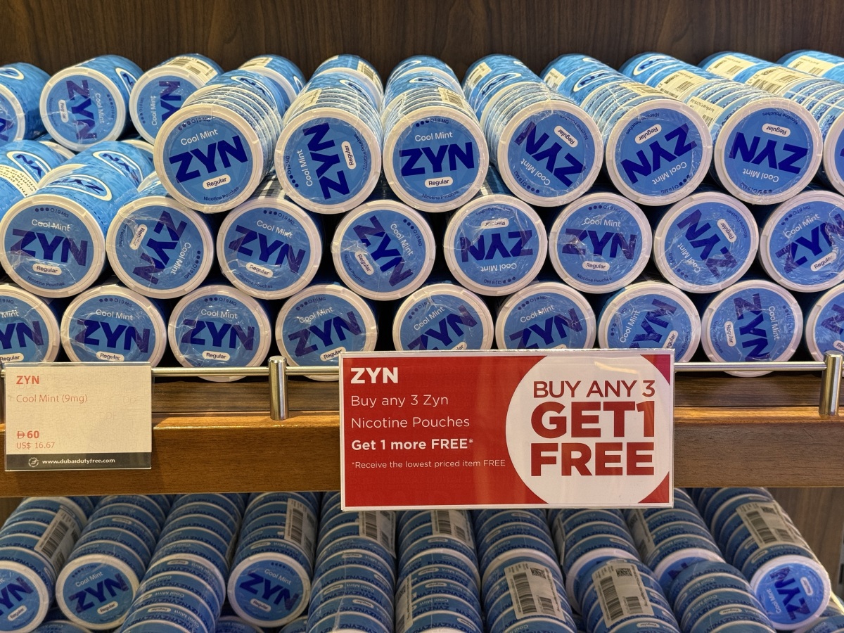 2Firsts观察｜ZYN在迪拜机场投放品牌广告 打出“全球第一尼古丁袋品牌”口号