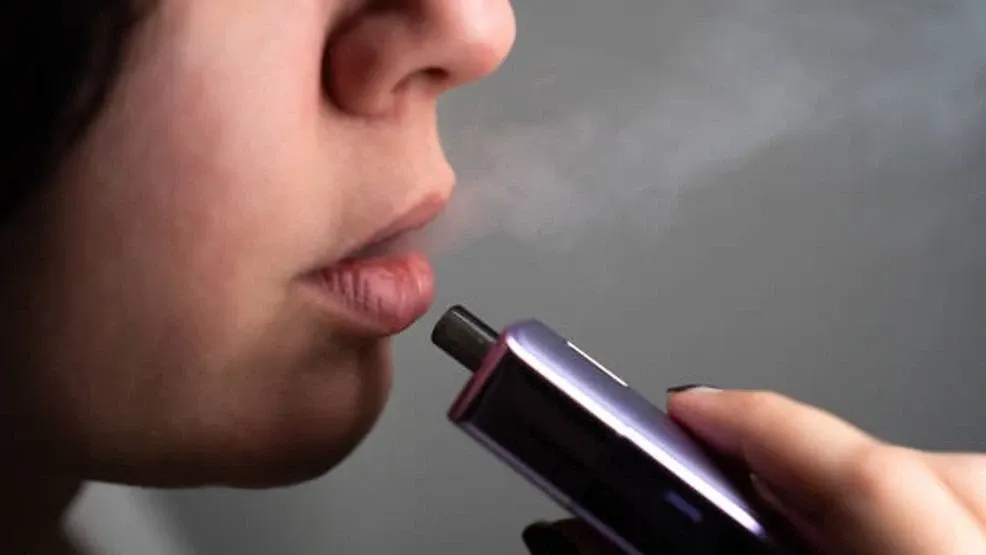 Alabama SB9 would treat vaping like smoking under indoor public-space restrictions