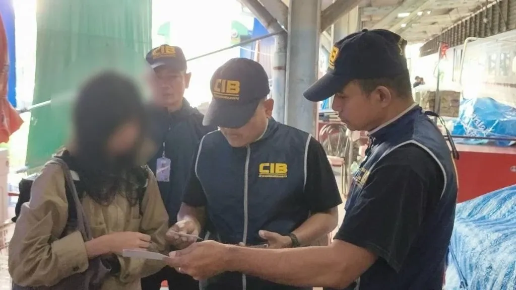 Thai police arrest 23-year-old woman linked to major vape-smuggling network in the South