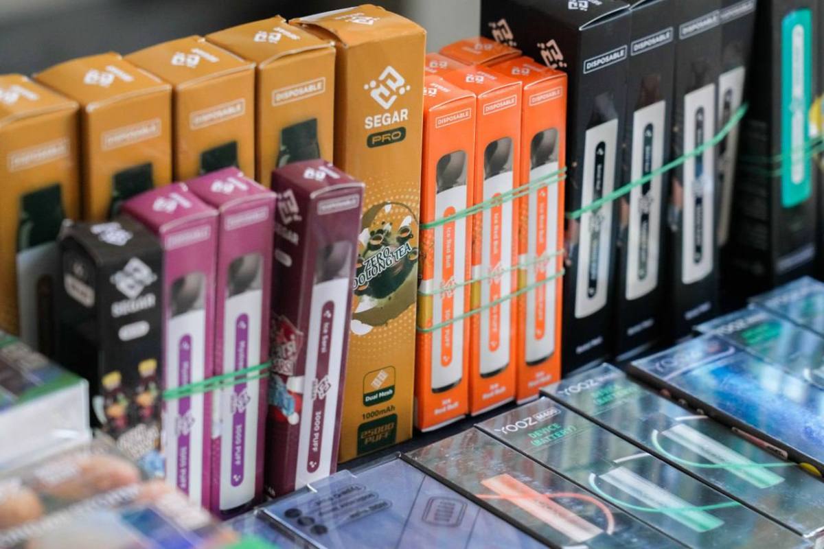 Cambodian's Phnom Penh Military Police continue crackdown after 300,000-device raid