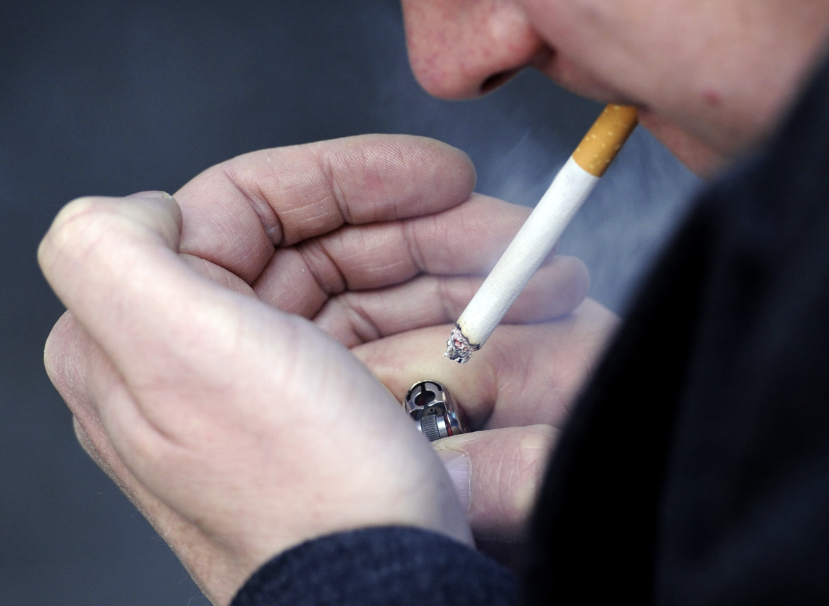 英国《烟草与电子烟法案》完成议会程序：2009年后出生者将被禁购烟草