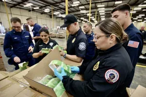 美国CBP与FDA启动海运打击行动，查扣价值1.75亿美元非法电子烟