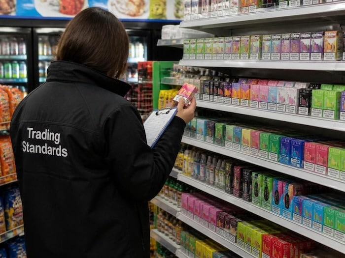 英国一次性电子烟禁令满一年，成人主要使用比例降至8%，青少年降至13%